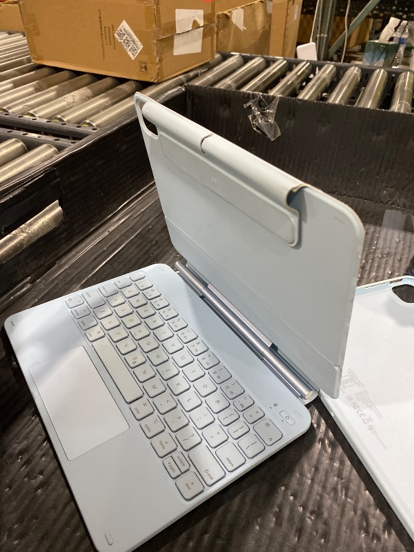 Photo 1 of ESR iPad Air 11 Inch Case with Keyboard (M3/M2, 2025/2024) & iPad Pro 11/Air 5th/4th Gen Keyboard, Easy-Set Magnetic Stand, Portrait/Raised Modes, with Removable Protective Case, Blue