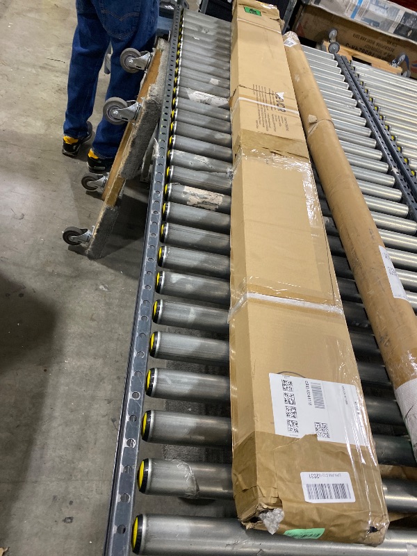 Photo 1 of VEVOR Forklift Extensions, 84 Inch Fork Extensions 4.5 Inch Width, Heavy Duty Fork Extensions for Forklifts, 1 Pair Forklift Extensions for Truck