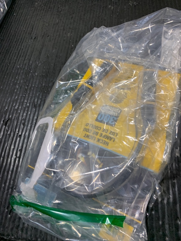 Photo 1 of EZRED - Cat Led Neck Light Rechargable (CT7105)