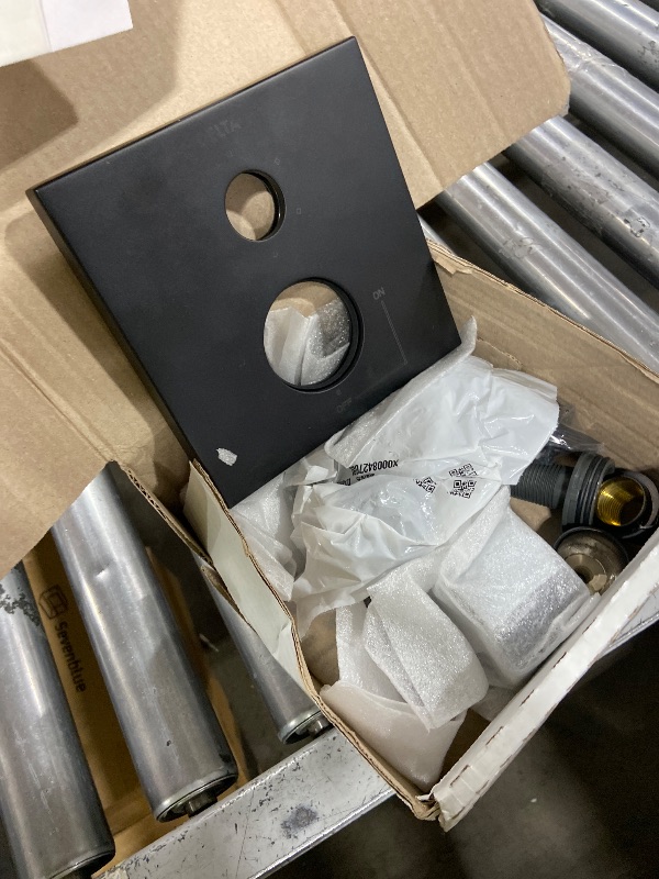 Photo 1 of Delta Faucet Ara 17 Series 6-Setting Integrated Diverter Valve Trim Kit, Black Diverter Valve Trim Kit, Shower Trim Kit, Matte Black T27967-BL (Valve Not Included)