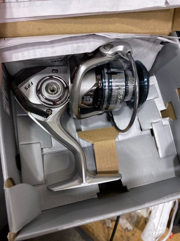 Photo 3 of Shimano C2500SXG Spinning Reel 23 Stradic