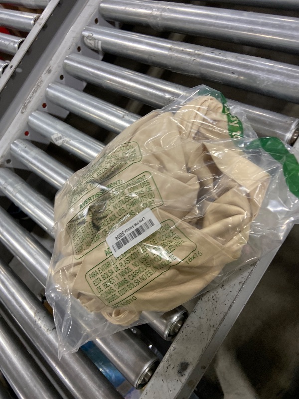 Photo 1 of 100% Egyptian Cotton Pillow Protectors Set of 4, 600 Thread Count King Size Bed Pillow Cases with Zipper, Sateen Weave Cooling Pillow Cases Quiet and Breathable Easy Care (4PCS, Beige)