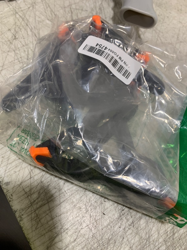 Photo 1 of 10 Pcs Spring Clamps, PureGuard 4.5 Inch Large Plastic Spring Clips Clamps Heavy Duty Woodworking Clamps for Crafts Balloon Arch Photography Backdrop Stand Pool Cover Clips