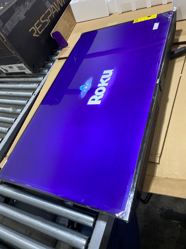 Photo 1 of Roku Smart TV 2025 – 50-Inch Select Series, 4K HDR TV – RokuTV with Enhanced Voice Remote – Flat Screen LED Television with Wi-Fi for Streaming Live Local News, Sports, Family Entertainment