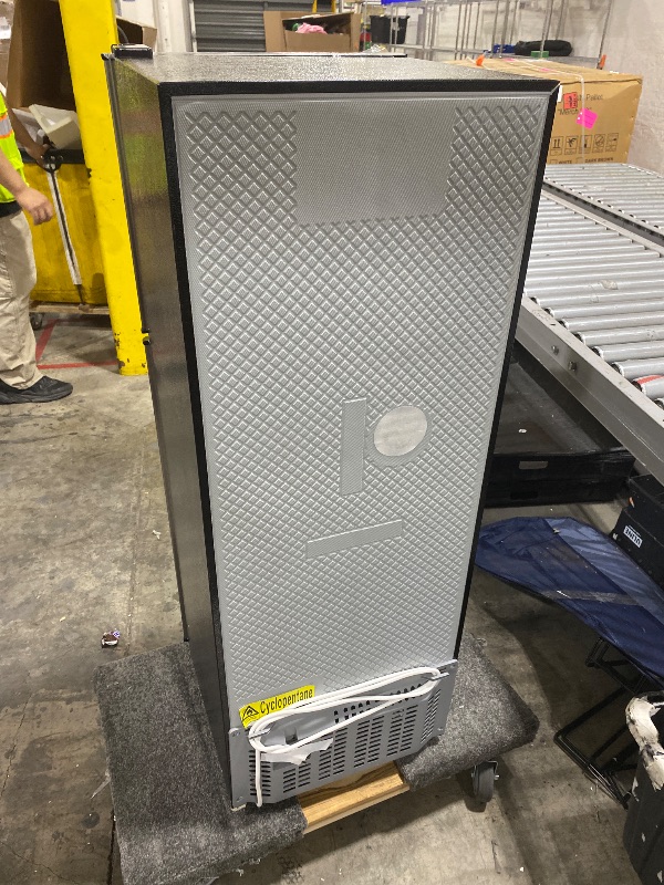 Photo 1 of Zyerch 4.8 Cu. Ft. Fridge with Freezer, 2-Door Mini Fridge with Freezer, Adjustable Thermostat Small Refrigerator, Dorm Refrigerator for Apartment, Office, Kitchen, Silver