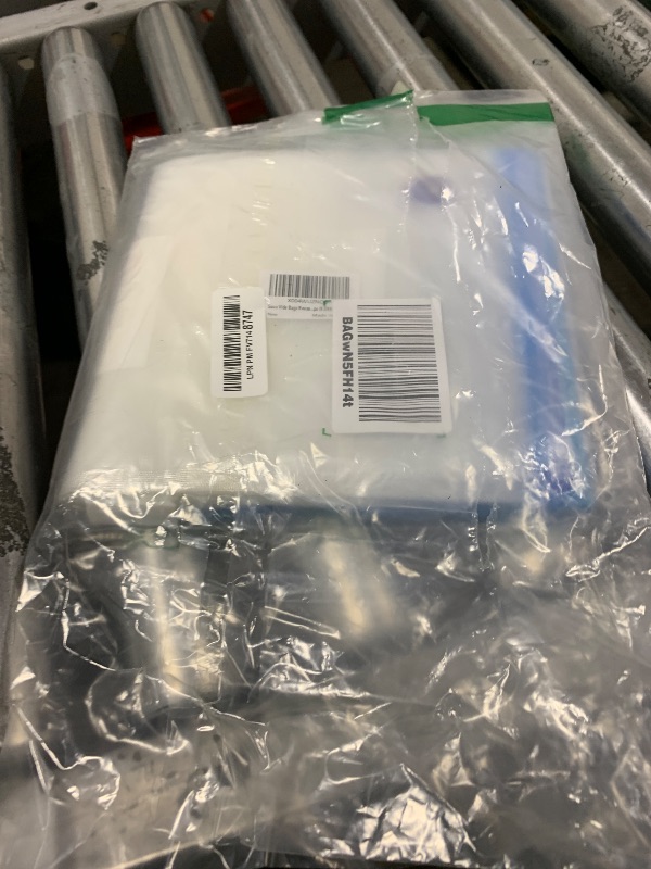 Photo 1 of **Missing the air valves---SELLING FOR PARTS**Sous Vide Bags Reusable 27Pcs, BPA Free Food Vacuum Sealer Bag, Food Storage Bag, Vacuum Zipper Bags for Sous Vide Cooking - 20Pcs Food Sealer Bag & 5 Air Valves & 2 Seal Clips (8.5X8.5 in) 1.4L