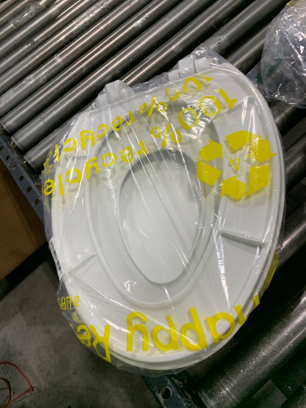 Photo 1 of toilet seat 