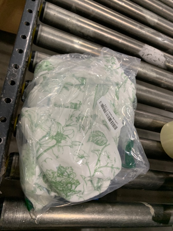 Photo 1 of 100 Floral Guest Napkins Sage Green White Toile Disposable Paper Napkins Flower Bathroom Hand Towels for Tea Party Christmas Bridal Baby Shower Party Supplies