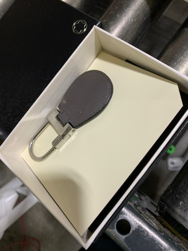 Photo 1 of Montblanc Meisterstuck Selection Sfumato Blue Leather Key Fob 114135