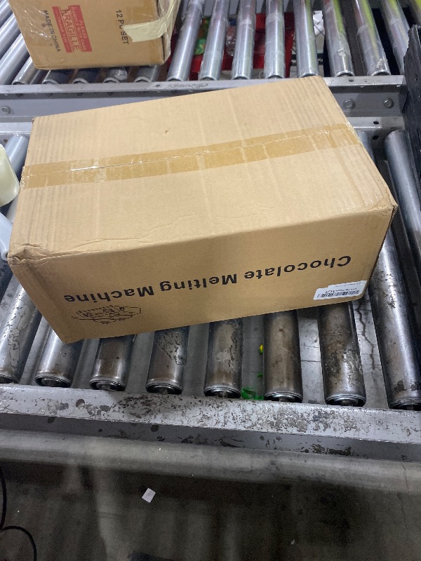 Photo 1 of Chocolate Melting Machine Electric Heating Chocolate Tempering Machine Melting Pot Fast and Even Melting Ideal Create for Chocolate,Candy,Butter Making Warming Coffee Milk Wine (Double)