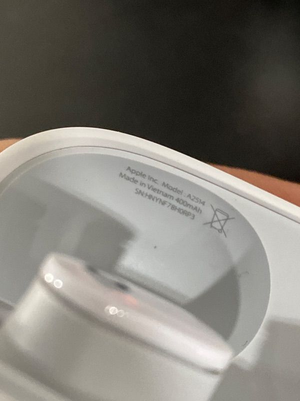 Photo 1 of Beats Studio Buds - True Wireless Noise Cancelling Earbuds - Compatible with Apple & Android, Built-in Microphone, IPX4 Rating, Sweat Resistant Earphones, Class 1 Bluetooth Headphones - White