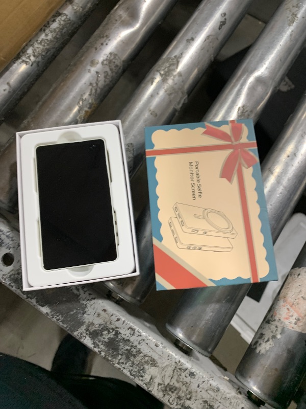 Photo 1 of Vamvo Selfie Monitor Screen, Vlog Magnetic with Remote Control, 1080P Wireless Screen Mirroring Video Recording for Android iOS, for Content Creator, Live Stream & TikTok (White)