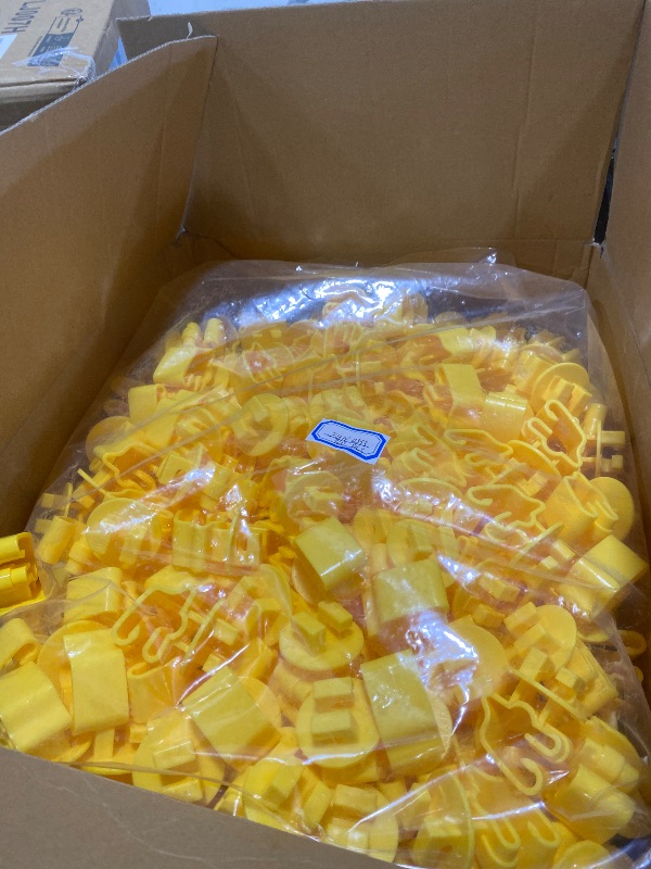 Photo 1 of Geiserailie 300 Pcs T Post Insulators Shorter Wire Standard Snug Fitting T Post Clips Holding Insulators for Agricultural and Ranchers, Yellow