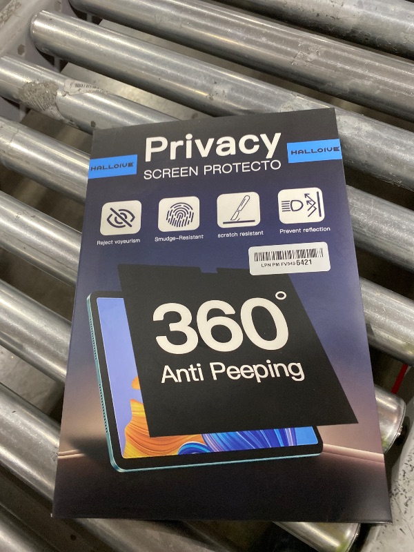 Photo 1 of Halloive 360° Privacy Screen Protector for iPad Pro 11 Inch 2025/2024 M5 M4 (6th/5th Generation),Privacy Screen Filter Compatible for iPad Pro 11 6th/5th Gen-Anti Blue Light Anti-Spy