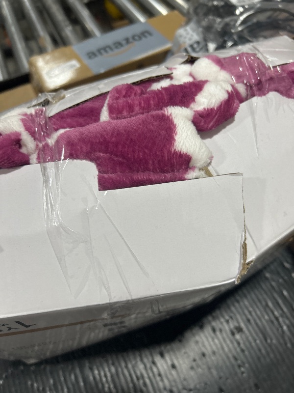 Photo 1 of Homemate Heated Blanket Electric Queen Size - 84“x90“ Heating Blanket with 10 Fast Heat Levels 8 Hours Auto Off Ultra Soft Cozy Flannel Over-Heated Protection ETL Certification Keep Warming in Home