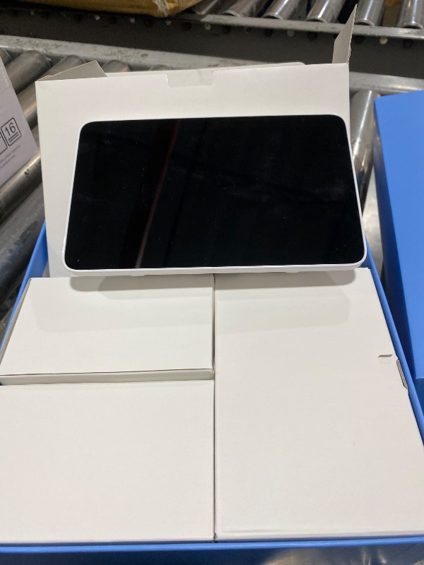 Photo 1 of Simsky Split Screen Video Baby Monitor with 2 Cameras, Dual 4MP Cameras with 6X Zoom, 7" UHD Touch Screen Portable Audio Baby Monitor, App Remote Access, 5200mAh Battery, 32GB Local Storage