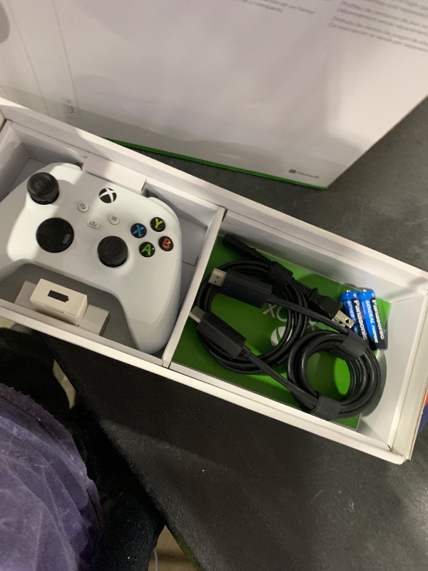 Photo 1 of Xbox Series S - All Digital Gaming Console - 512GB SSD - Includes Wireless Controller - 120FPS (Renewed Premium)