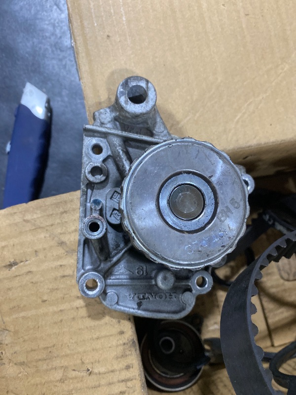 Photo 1 of Engine Timing Belt Kit with Water Pump | Compatible with 2001-2005 Honda Civic HX EX LX GX DX 1.7L L4 SOHC 16V Engine | Replaces# TCK312, TBK312
