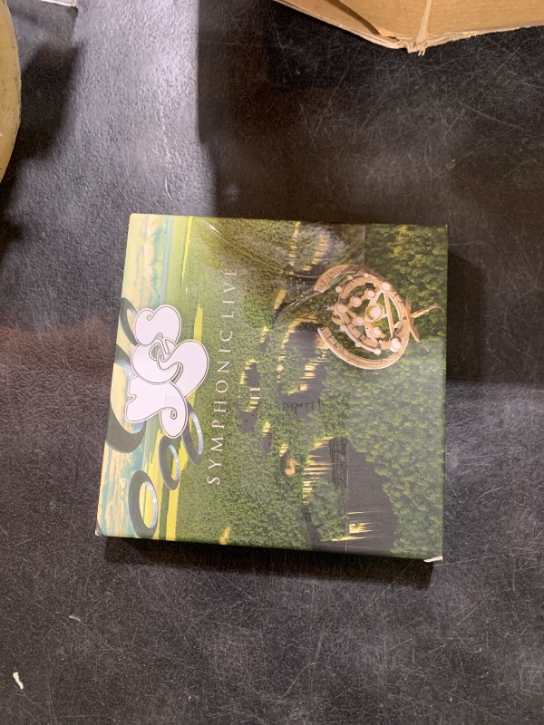 Photo 1 of Symphonic Live[Limited Edition Blu-ray/2 CD]