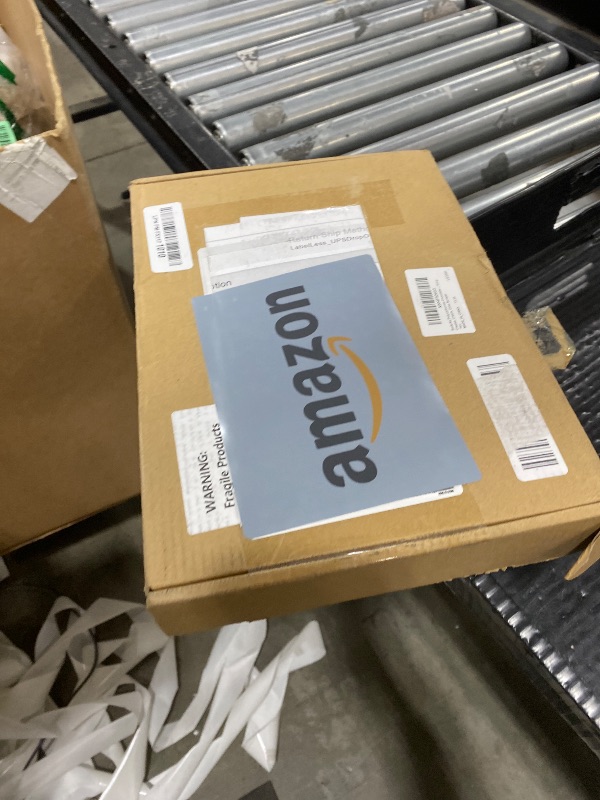 Photo 1 of Baderke Polycarbonate Chocolate Molds with Chocolate Scraper Mould Bullet Clear Hard Plastic for Smoothing Cheese Cream Cake Scraper(Bullet)