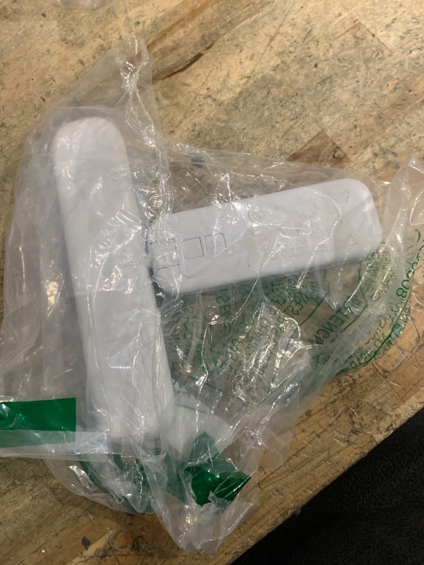 Photo 1 of ***MISSING 1 LIGHT & ALL ACCESSORIES*** NARUNDREN 2 Pack Picture Lights for Wall, Rechargeable LED Picture Light Battery Operated with Remote, Dimmable Poster Light for Paintings, Portraits, Art Frames, Display Lighting for Wall Decor,White