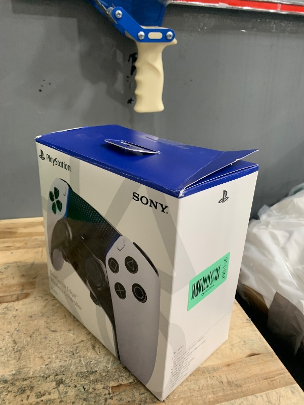 Photo 2 of PlayStation DualSense Edge Wireless Controller