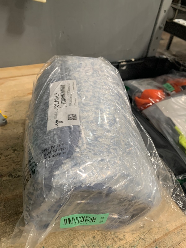 Photo 1 of ***STYLE MAY SLIGHTLY DIFFER*** OLANLY Bathroom Rug Set 2 Piece, Soft Absorbent Microfiber Bath Rug Set, Non-Slip, Machine Wash Dry, Plush Shaggy Bath Mats for Bathroom (30"x20"+24"x16", Blue)