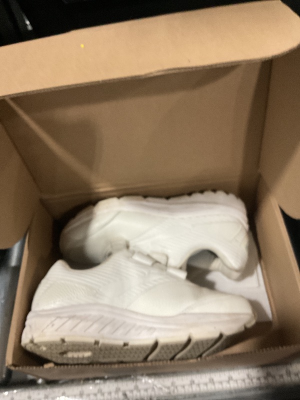 Photo 1 of (Used/dirty) Brooks Men's Addiction Walker V-Strap 2 Walking Shoe - White/White - 9.5 Medium