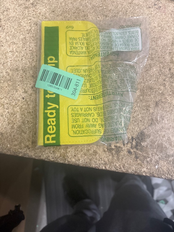 Photo 1 of **CASE ONLY NO GLASSES*** mosanana Retro Cat eye Sunglasses Rectangle Oval Y2k Trendy 2025 Women Fashion 90s Vintage Cool Cute Narrow Small Black Grey MS52583