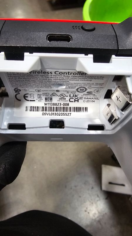 Photo 1 of Xbox Wireless Gaming Controller (2025) – Pulse Red – Play on Xbox, Windows, Android, iOS, FireTV Sticks, Smart TVs, VR Headsets