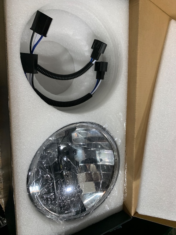 Photo 3 of ZIMABLUE 7 inch LED Headlight 2PCS Cool White High Low Beam Plug and Play 7" round Headlights H6024 LED Headlight DOT Approved Compatible with Jeep Wrangler JK TJ CJ, Truck SUV etc (Reflector (2pcs))
