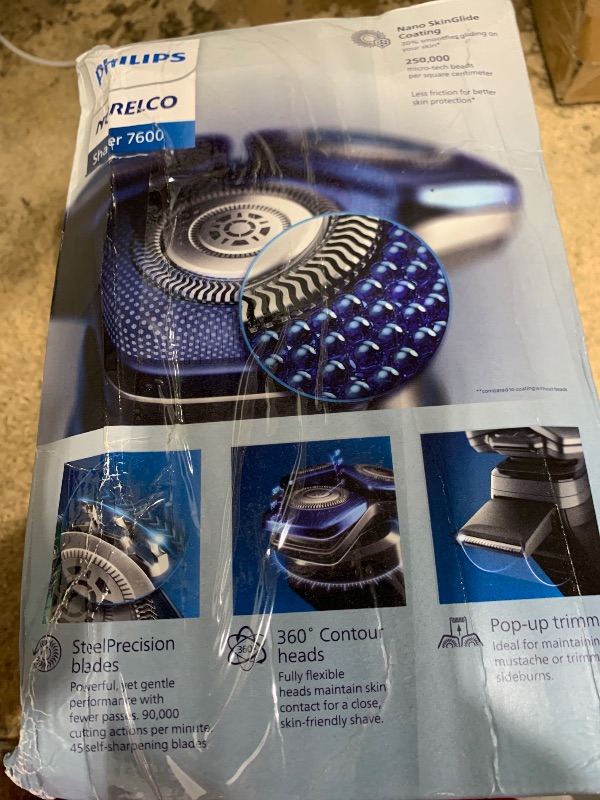 Photo 1 of ***USED /HAS HAIR SEE PHOTOS***
Philips Norelco Shaver 7600, Rechargeable Wet & Dry Electric Shaver with SenseIQ Technology, Quick Clean Pod, Travel Case & Pop-up Trimmer, S7886/84