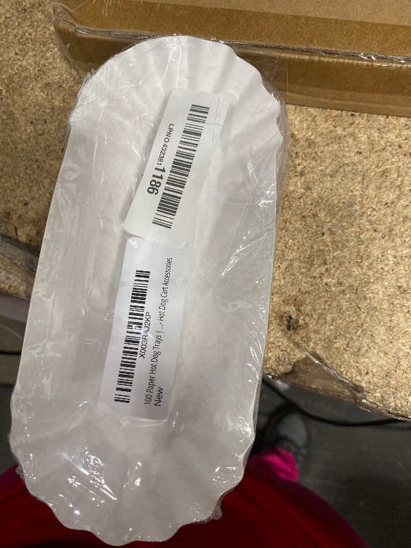 Photo 1 of 100 Paper Hot Dog Trays | White Hot Dog Wrappers | 8 Inch Hotdog Tray Holders Plates | Disposable Fluted Hotdog Boats | Hotdog Container - Concession Stand Trays - Hot Dog Cart Accessories