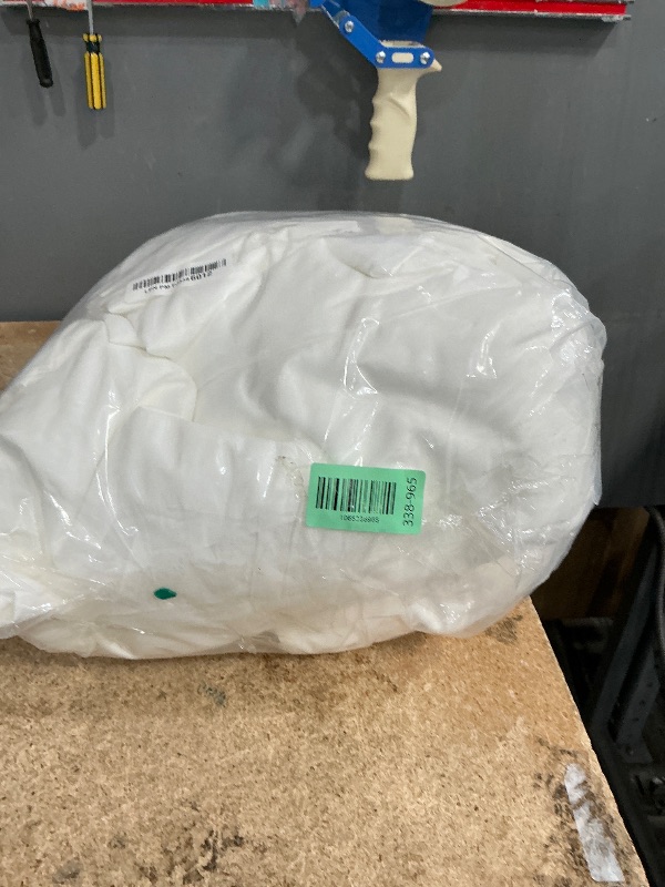 Photo 1 of 10 Pack White Round Tablecloths, 120 Inch Stain Resistant and Wrinkle Polyester Fabric Washable Table Clothes Cover for Kitchen Dining, Wedding, Reception Banquet, Birthday Party, Buffet Restaurant