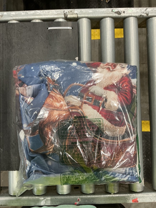 Photo 1 of *USED*
7x16ft Christmas Garage Door Banner with LED String Lights Polar Believe Train Garage Door Covers Large Pole Express Lighted Backdrop Decorations for Xmas Eve Holiday Indoor Outdoor Wall Decor(Train)