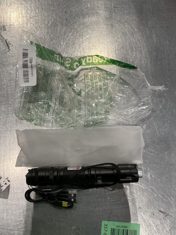 Photo 1 of [Professional] Rechargeable Green Laser Pointer High Power Green Beam Laser Light Long Distance Range For TV/LED/LCD Screens Tactical Flashlights Presentation Office/Outdoors/Astronomic [004](1)