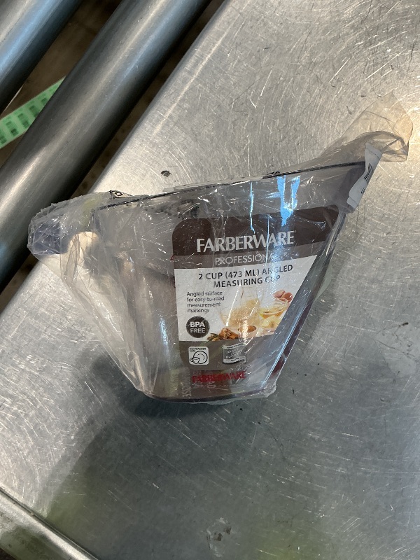 Photo 1 of ***MAJOR DAMAGE*** Farberware Pro Angled Measuring Cup, 2-Cup, Red