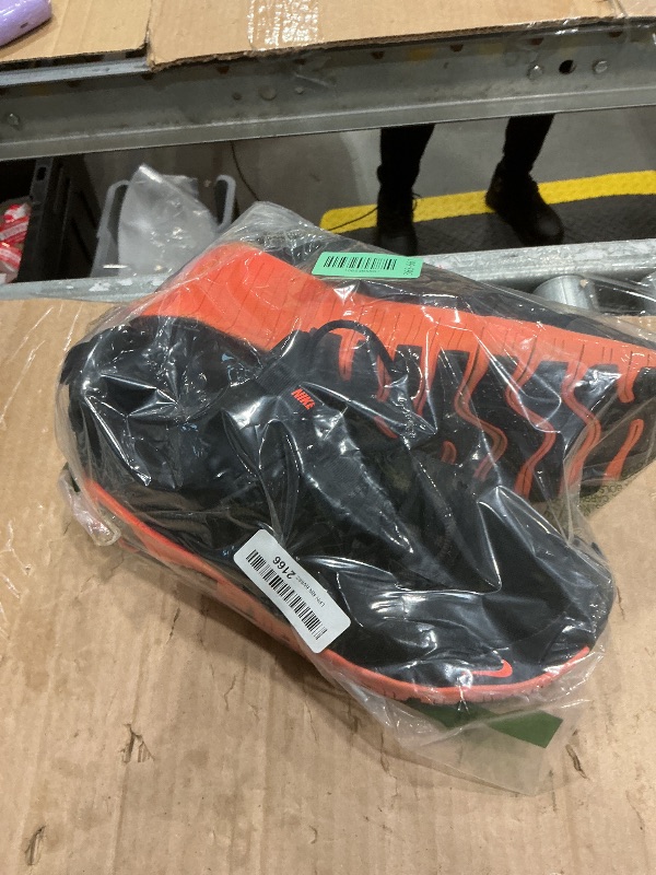 Photo 1 of ***MINOR DAMAGE*** Nike Free Metcon 6 Men's Workout Shoes (FJ7127-004, Black/Hyper Orange/Hyper Crimson) Size 12