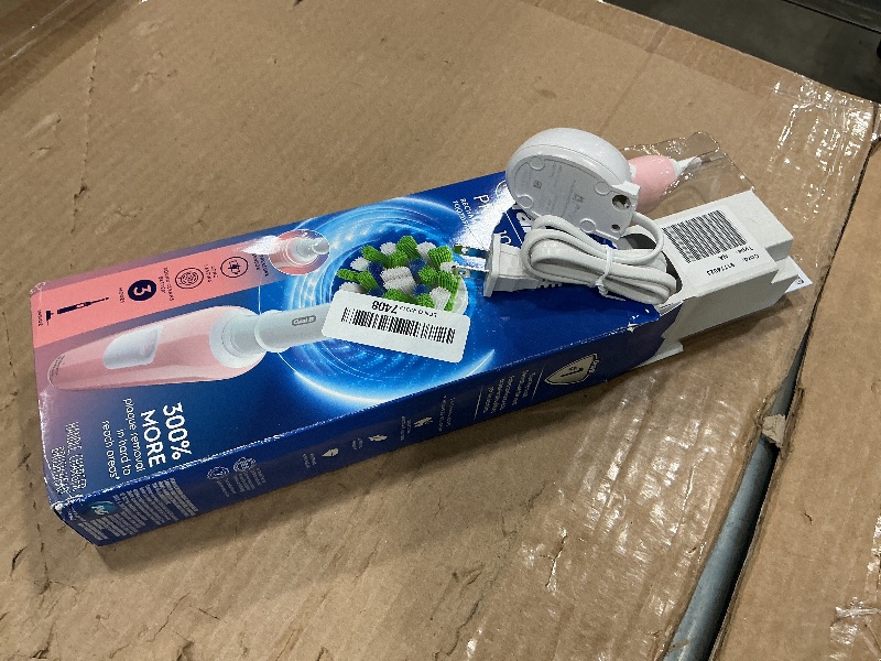 Photo 1 of *USED*
Oral-B Pro 1000 Rechargeable Electric Toothbrush, Pink