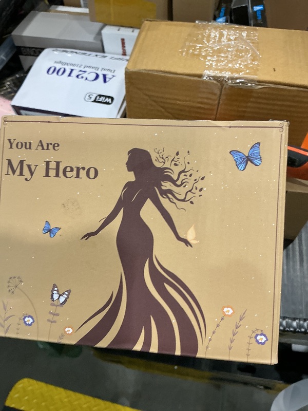 Photo 1 of *MINOR DAMAGE - USED*
oosofitt Birthday Gifts for Mom with QR Code, Color Changing Coffee Mom Mug, Mugs Gift for Women with Daily Update Moment, Tree of Life Best Ever Mug Gifts for Mothers/Mama/Grandma from Daughter/Son