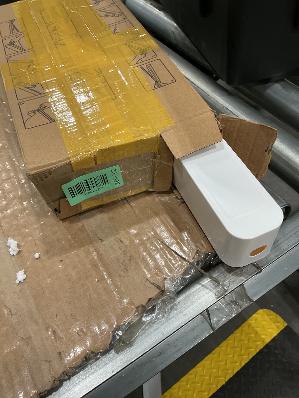 Photo 1 of **MISSING PARTS - MISSING 1**
3Pcs Plastic Wrap Dispenser with Slide Cutter, Practical Food Wrap Dispenser, Reusable Cling Wrap Dispenser, Refillable Cling Film Dispenser, Veggies Refillable Plastic Wrap Dispenser for Home