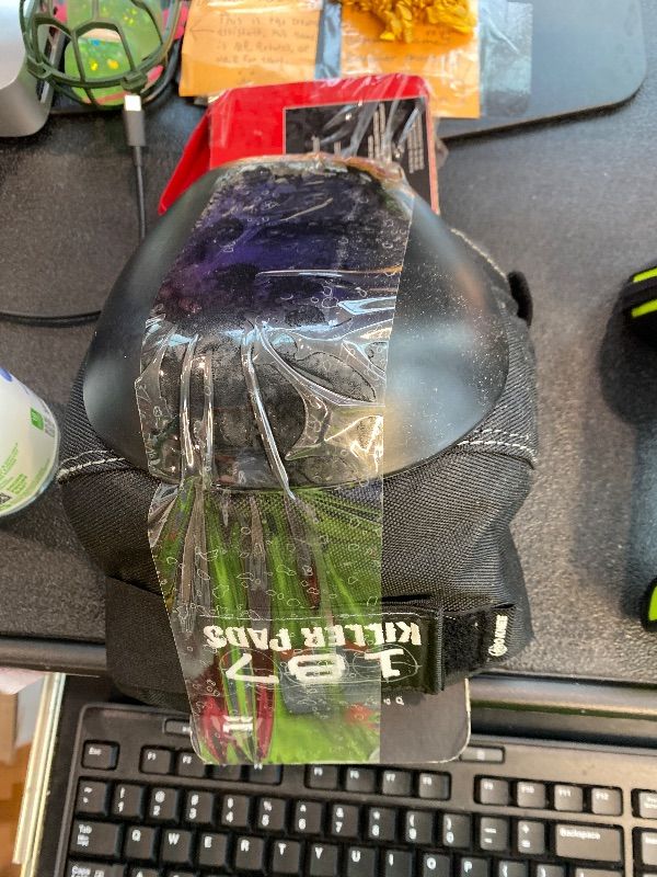 Photo 1 of ***MISSING PIECE*** 187 KILLER PADS , Pro Knee Medium, Black / Black