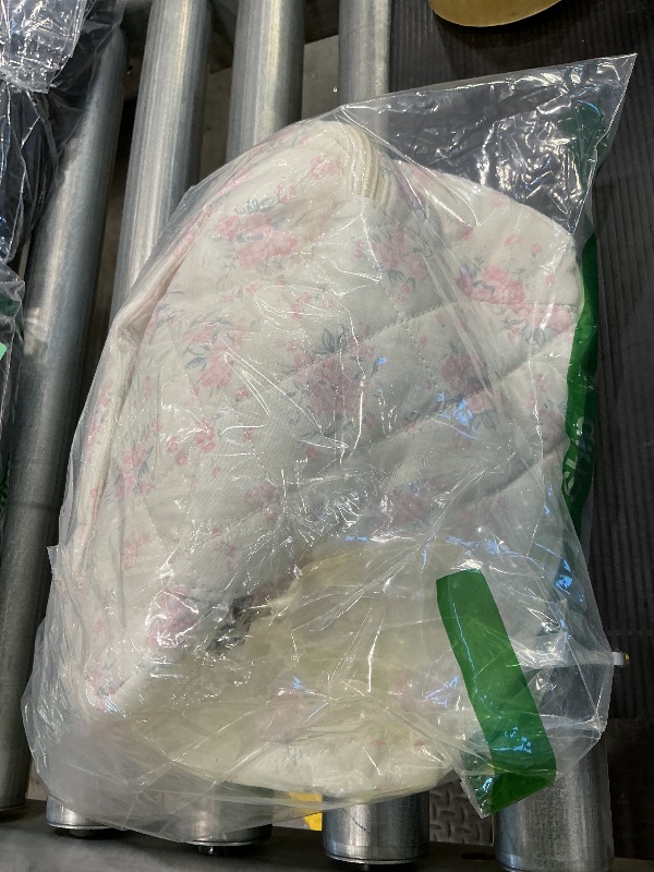 Photo 1 of *Missing part/one zipper* GISMTR 3Pcs Cotton Quilted Makeup Bag Large Travel Cosmetic Bag Coquette Makeup Pouch Cute Aesthetic Floral Toiletry Bag for Women Girls (flower-S)