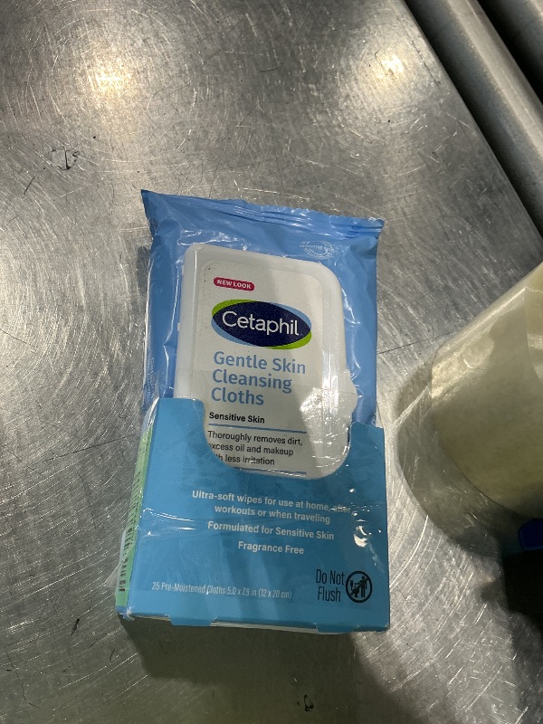 Photo 1 of ***MISSING PACKS*** Cetaphil Face and Body Wipes, Gentle Skin Cleansing Cloths, 25 Count (Pack of 3), for Dry, Sensitive Skin, Flip Top Closure, Great for the Gym, Travel, in the Car, Hypoallergenic, Fragrance Free