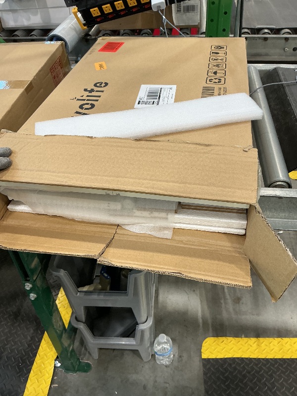 Photo 1 of ***SELLING FOR PARTS*** ***READ CLERK NOTES*** Cozivolife Bamboo Bathroom Cabinet Wall with Towels Bar, Medicine Organizer with Open Compartment,Over The Toilet Storage Shelf Space Saver (White)