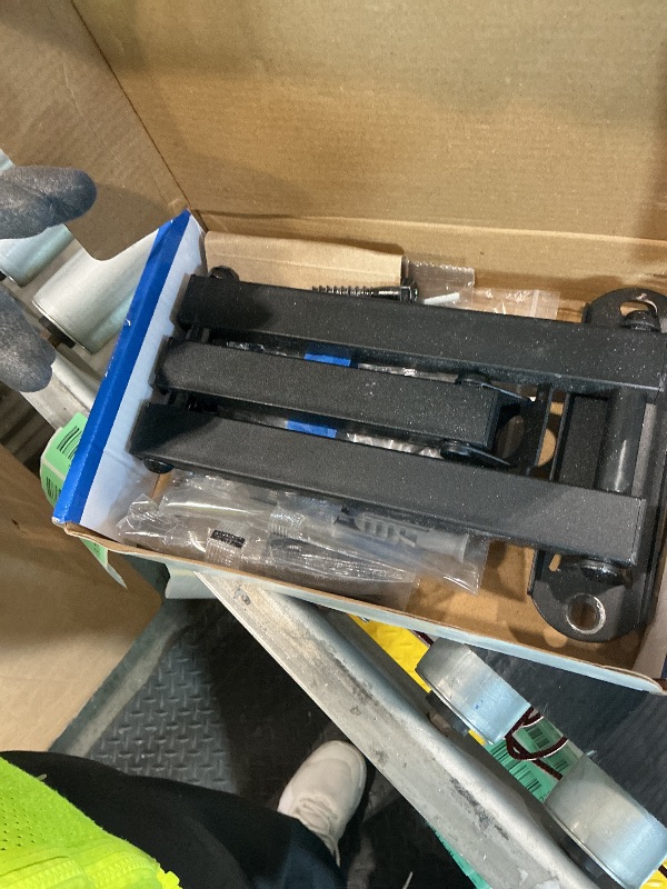 Photo 1 of **MISSING PARTS**
TV Wall Mount, Bracket for Most 13-32 inch LED, LCD Monitor and Plasma TVs, Max VESA 100x100mm by XINLEI (MA1330)