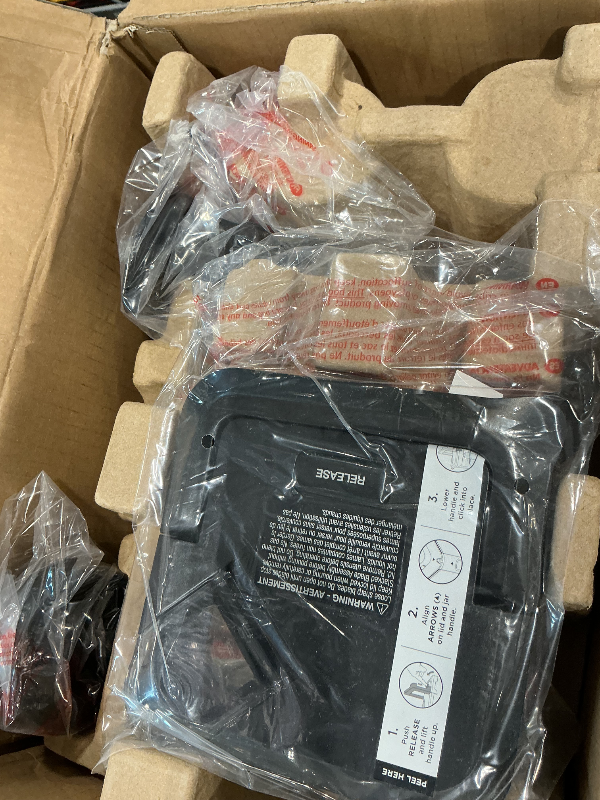 Photo 1 of *Damaged item/cracked* Ninja Blender, Food Processor, Blender for-Smoothies, Includes Pitcher, Smoothie Cup, and 8-Cup Bowl, Salsa, Dough, Shakes, Slush, and Frozen Drinks, Mega Kitchen System, 120 Volts, Black, BL770AMZ