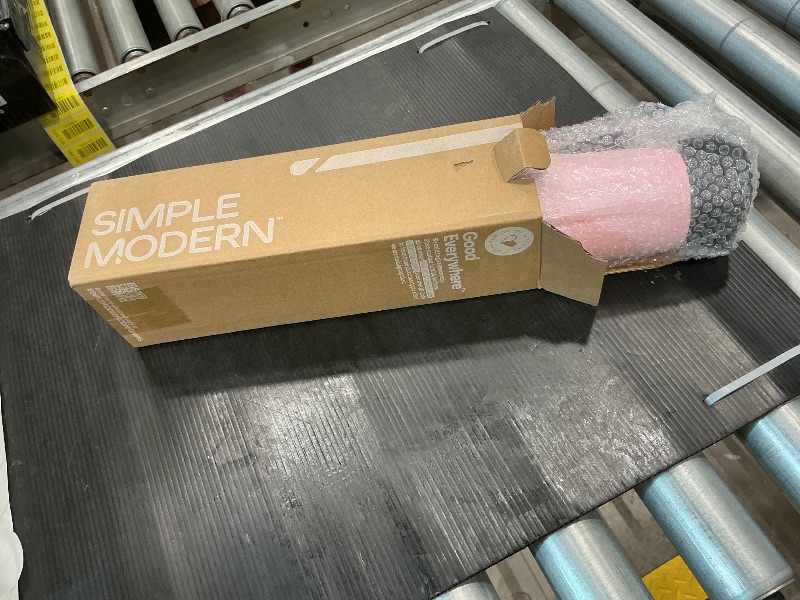 Photo 1 of **DIFFERENT COLOR**
Simple Modern Mesa Loop Water Bottle with Covered Straw and Handle | 30oz Cup Holder Friendly Insulated Stainless Steel Bottles for Travel, Sports and School | Pink Champagne