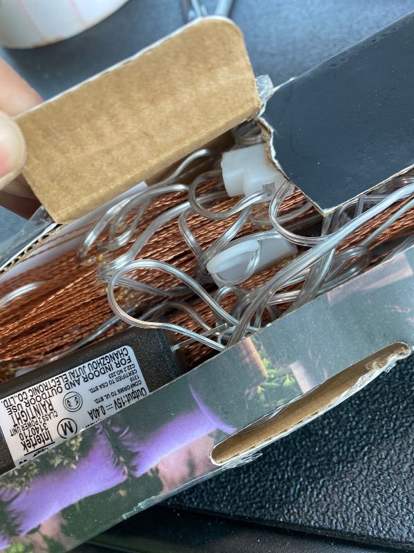 Photo 1 of *Untested*
PXBNIUYA 5 Pcs 1000LED Plug in Starburst Sphere Lights,Firework Light 8 Modes Dimmable Remote Control Waterproof Hanging Copper Wire Fairy Light for Patio Party Tent Christmas (Warm White)