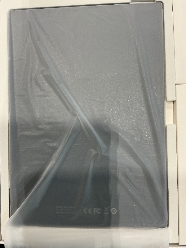 Photo 2 of Kloudnote S 10.1" E-Ink Notepad, ePaper Tablet for Note Taking and eBook Reading, 200dpi Notebook eReader Device with Stylus, Android OS - Black